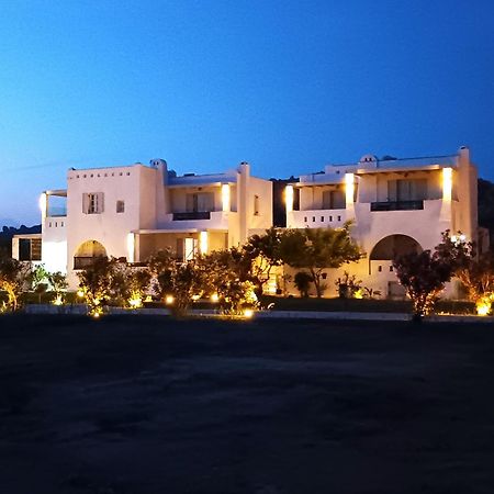 Sea Lilies Suites Plaka  Bagian luar foto
