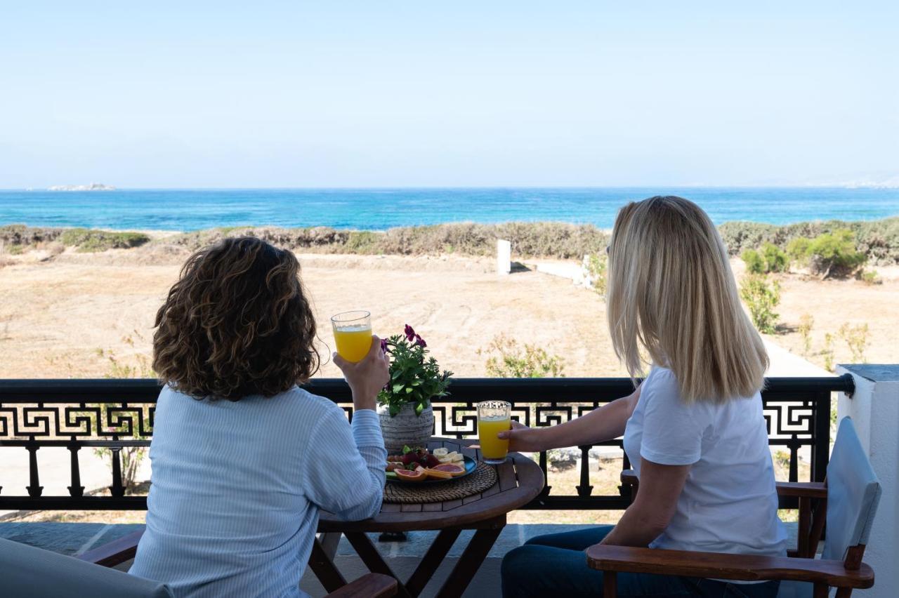 Sea Lilies Suites Plaka  Bagian luar foto