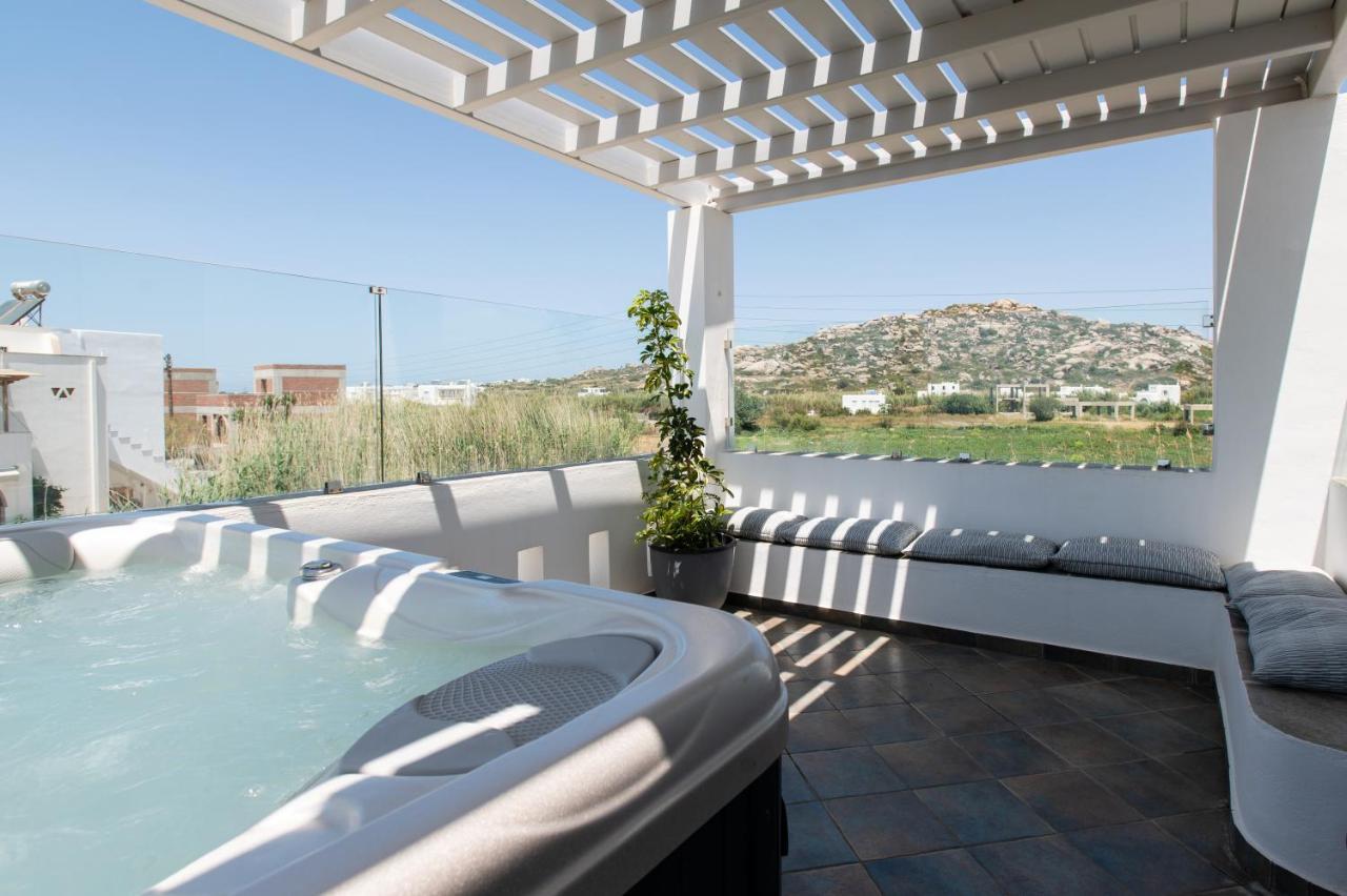 Sea Lilies Suites Plaka  Bagian luar foto